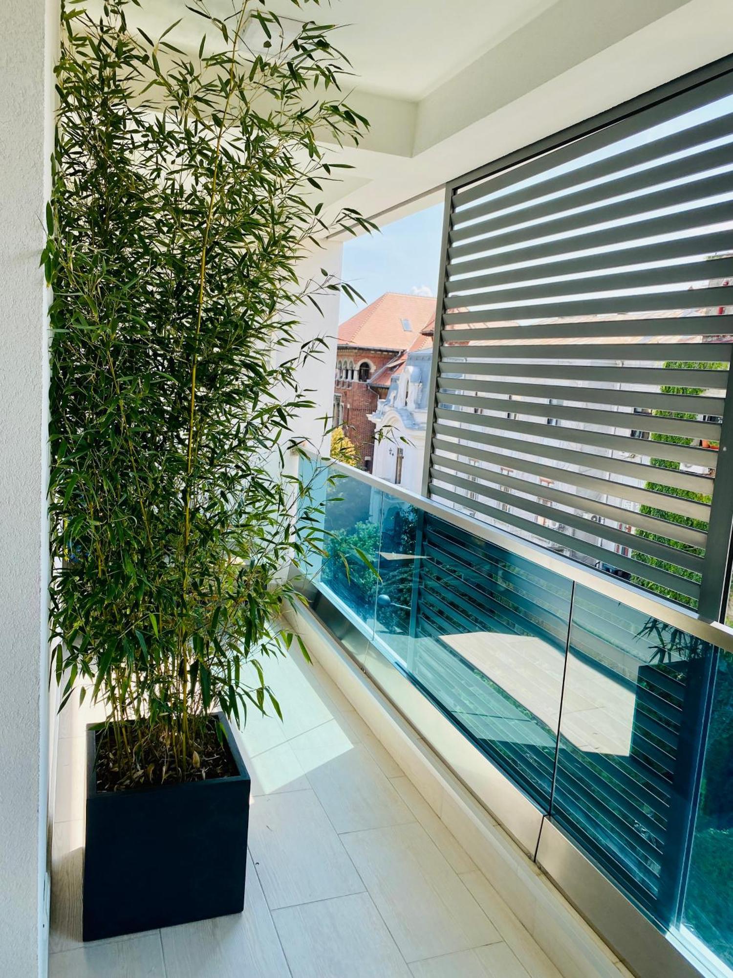 Urbanstay Suites - Prime Location Designer Suite Bucharest Exterior photo