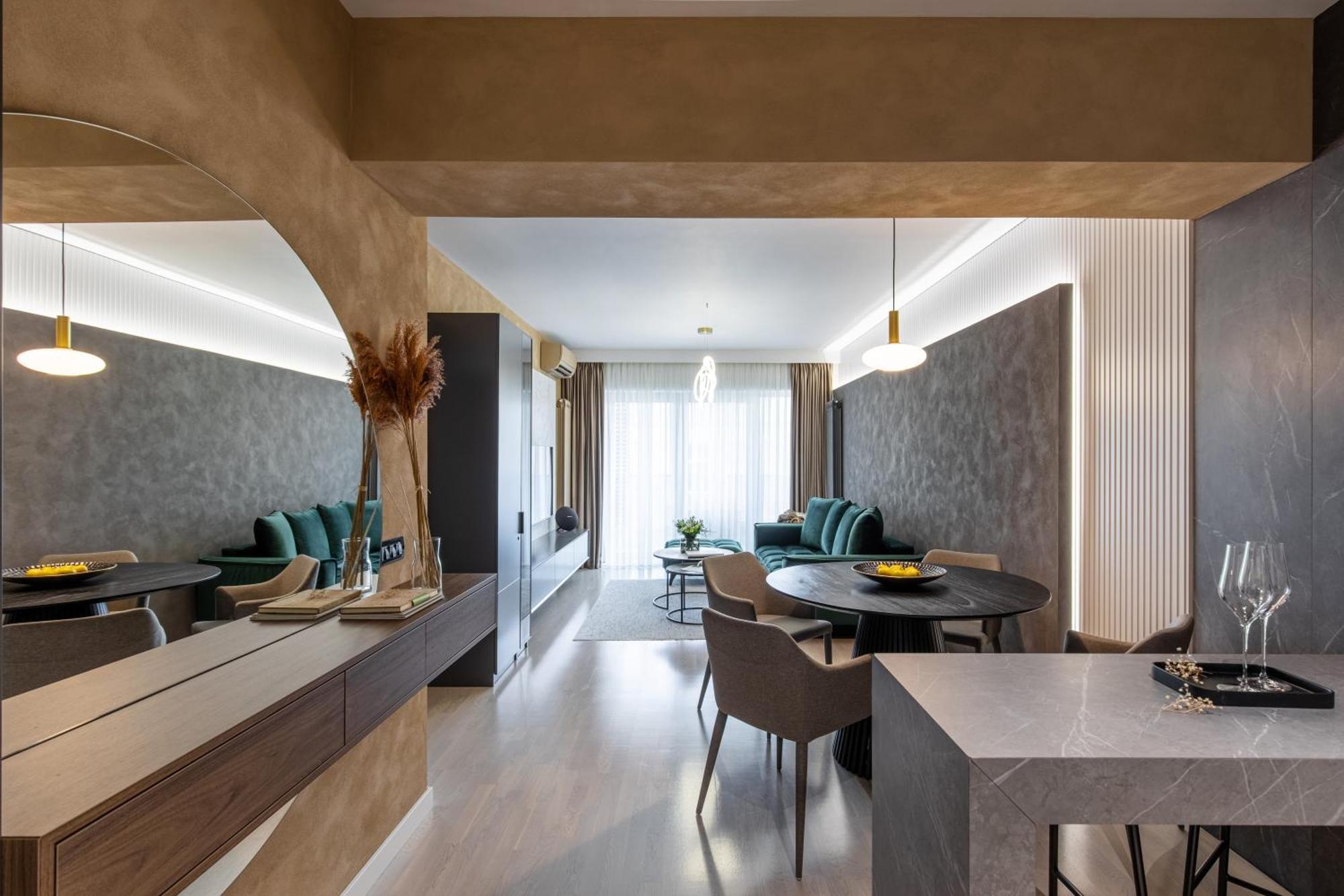 Urbanstay Suites - Prime Location Designer Suite Bucharest Exterior photo